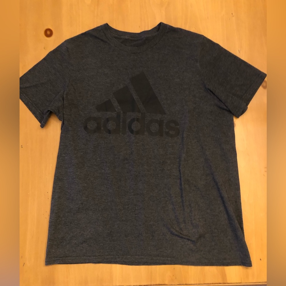 Adidas top